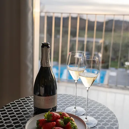 House Iaquin Dobrovo