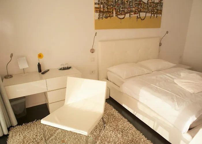 Πανσιόν House Iaquin