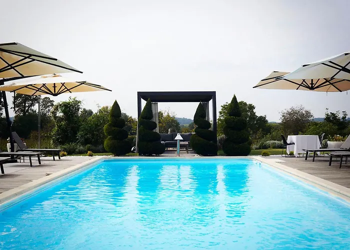 Πανσιόν House Iaquin 4*