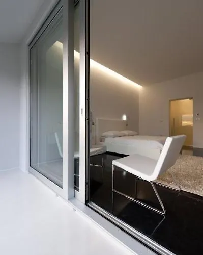 House Iaquin Hiša za goste 4*