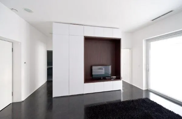 Hiša za goste House Iaquin 4*