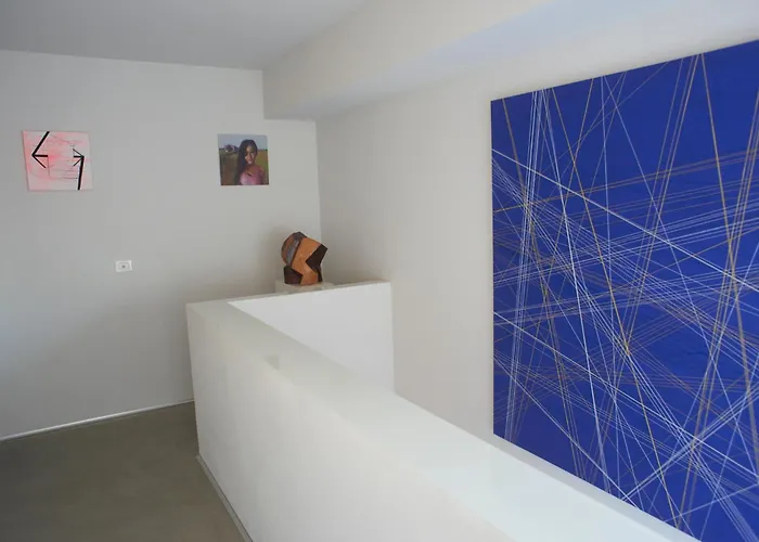 House Iaquin Dobrovo